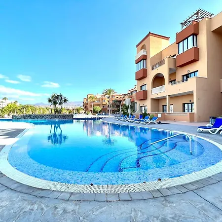 Appartamento Family Apartment, Close To The Sea, Wifi, Heated Pool *