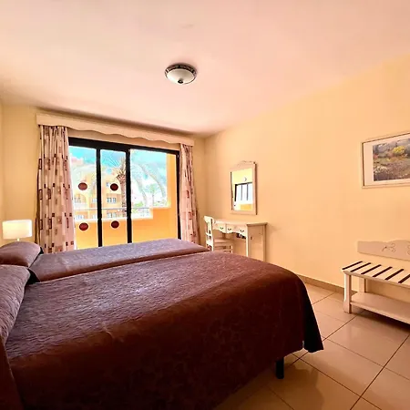 Family Apartment, Close To The Sea, Wifi, Heated Pool Appartamento *