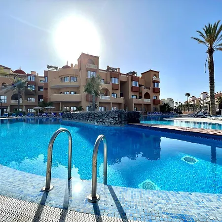 Апартаменты Family Apartment, Close To The Sea, Wifi, Heated Pool *