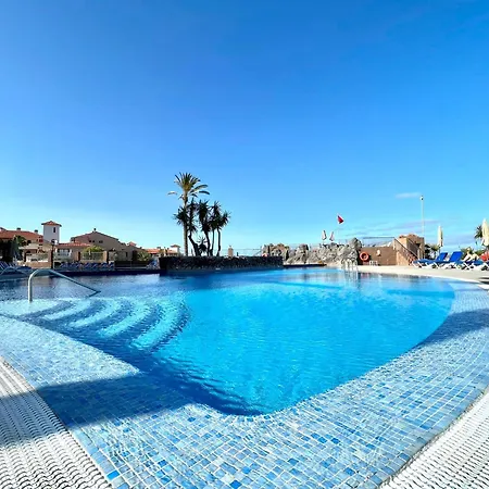 Apartamento Family Apartment, Close To The Sea, Wifi, Heated Pool