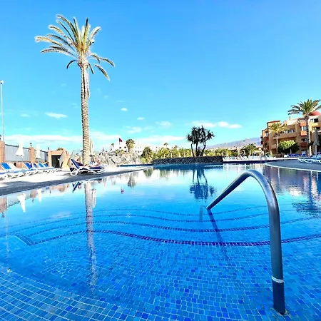 דירה Family Apartment, Close To The Sea, Wifi, Heated Pool