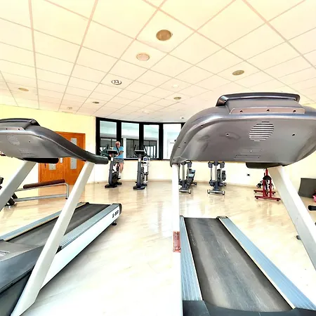דירה Family Apartment, Close To The Sea, Wifi, Heated Pool *