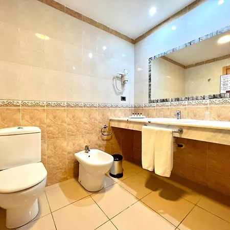 Family Apartment, Close To The Sea, Wifi, Heated Pool דירה סן מיגל דה אבונה