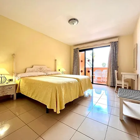 Family Apartment, Close To The Sea, Wifi, Heated Pool דירה סן מיגל דה אבונה