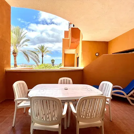 Family Apartment, Close To The Sea, Wifi, Heated Pool *